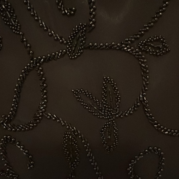 Long Dress to the floor beaded design split in back - Picture 4 of 6